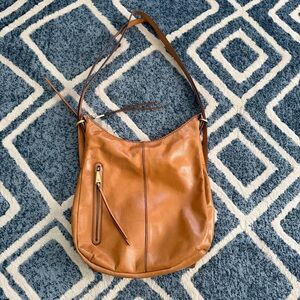 HOBO Merrin Convertible Backpack in Honey